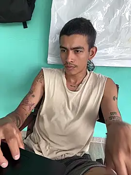 sorry-mom69 即時 XXX 聊天