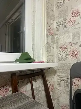 Mark1404: διαδικτυακό σόου στην κάμερα