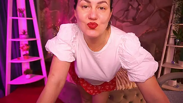 VelvetLuck's Live XXX Chat