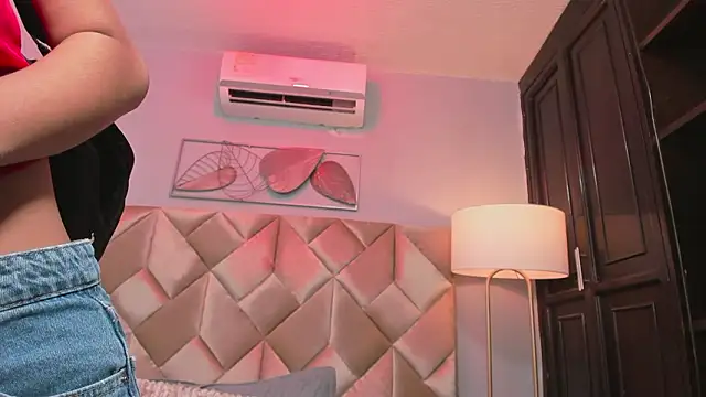 Živý XXX chat Thalya_Adams