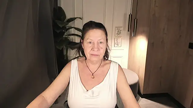 LindaPassionate Obrolan Langsung XXX