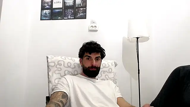 Verycutex: απευθείας συνομιλία ΧΧΧ