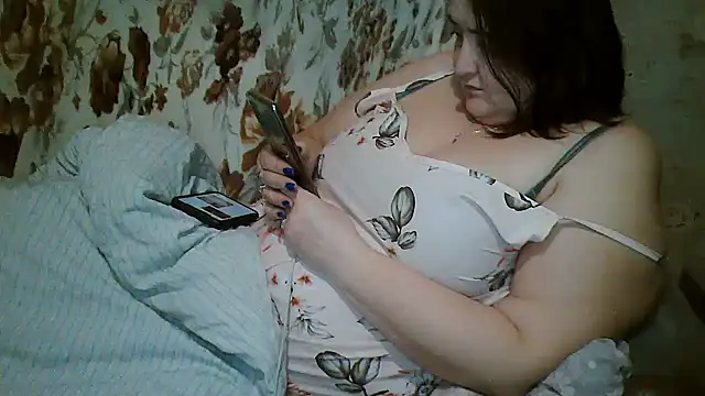 LiluHot – Live XXX-chat