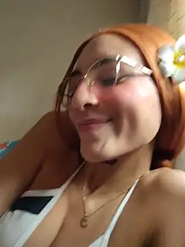 Dani-peggin Chat XXX in diretta