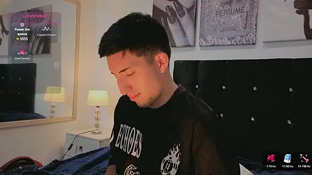 Un_Sluttyy 网络视讯表演