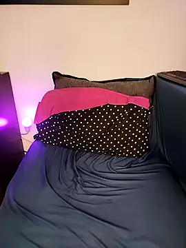 EmmaKrosss: онлайн-секс-чат