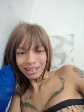 DoriDelux20 即時 XXX 聊天