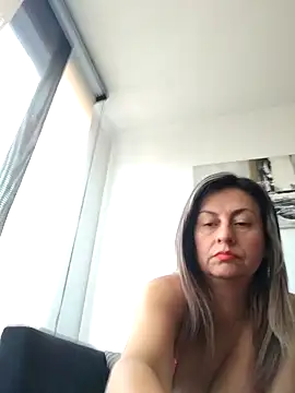 Chat XXX ao vivo de Latiinvenushot