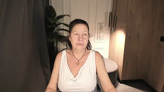 Chat +18 de LindaPassionate ao vivo