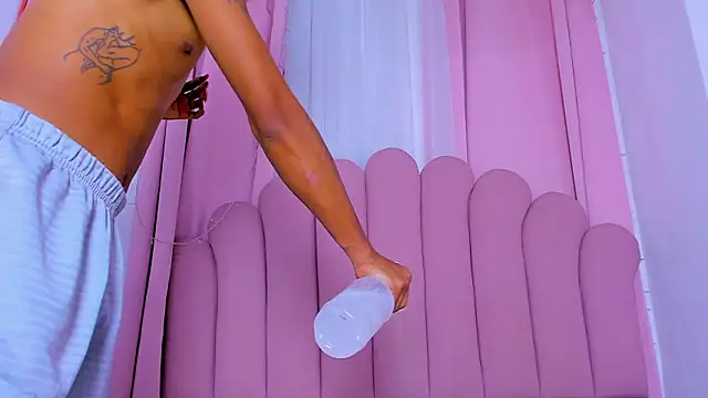 NicoleMadrird – Kamerová šou