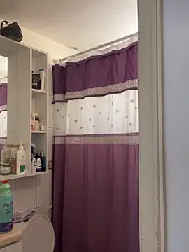 Show modela WHITEWOMEN_2 na web-kameri