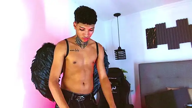 Rick_Wade Adlı Modelin Canlı XXX Sohbeti