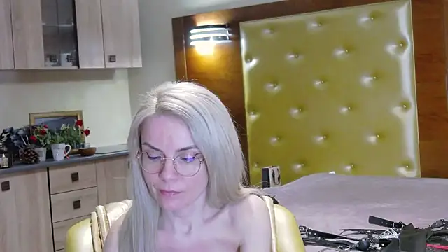 DomCaprisse – Live XXX-chat