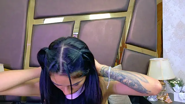 Chatroom XXX en direct de NicoleEsposito