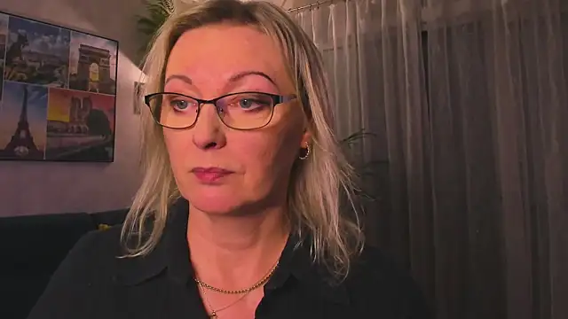 XXX chat uživo modela vanessa_chat