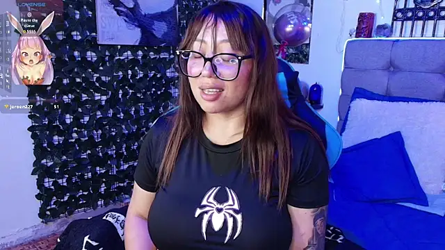 Kata_Bigboobs Chat XXX in diretta