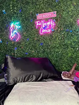 Sembang XXX Secara Langsung RenaThickAss