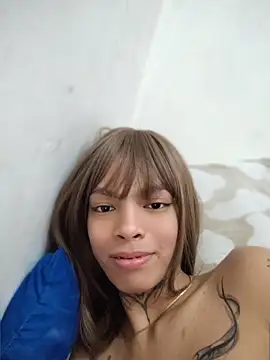 DoriDelux20 Pertunjukan Webcam