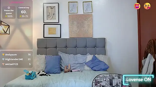 Chat +18 de _naomi_s ao vivo