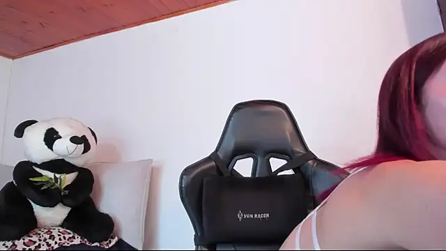 Arenne_rouse Chat XXX in diretta