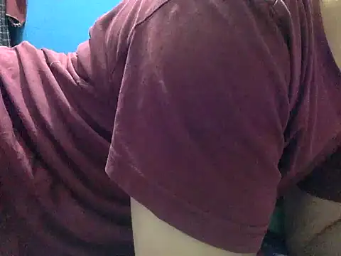 Precumboner 现场XXX聊天