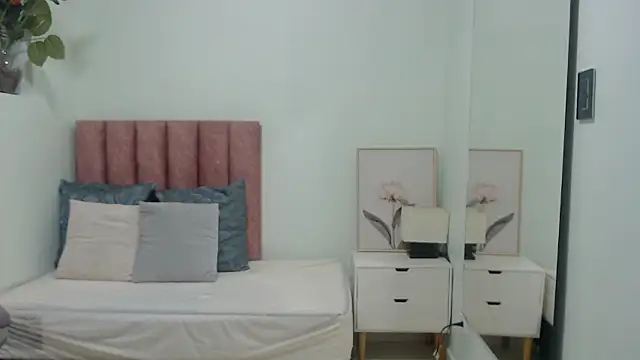 sophia_hadid – Live XXX-chat