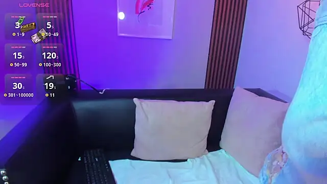 Nahiajhonson_ Pertunjukan Webcam