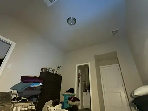 wynterheat: διαδικτυακό σόου στην κάμερα