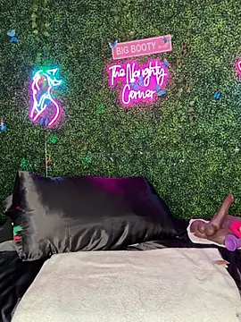 RenaThickAss' Live XXX Chat