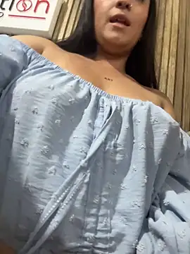 Antonella_Julieta Chat XXX in diretta