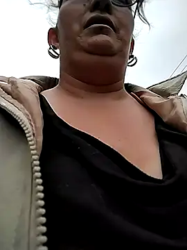 دردشة _Saraqueen الجنسية المباشرة