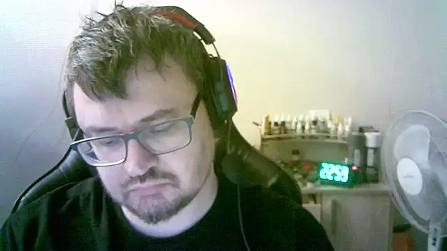 Онлайн чат XXX SirAbuser