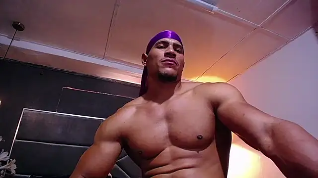 teddyfit19cm Adlı Modelin Canlı XXX Sohbeti