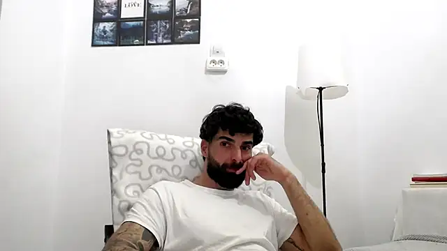 Chat +18 de Verycutex ao vivo