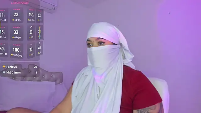 Samarahalsaud élő XXX-chatje