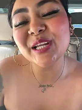 Chat +18 de ItsEla ao vivo