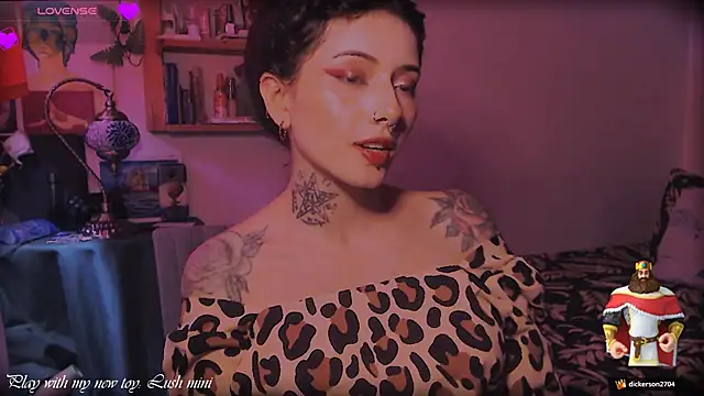 LiliJones_ Chat XXX in diretta