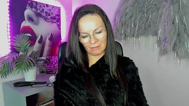 HelenLuxx's Live XXX Chat