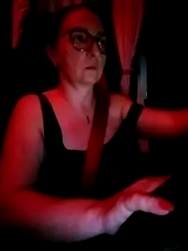 Milfa_nimfomanaのライブXXXチャット