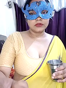 MEERAcleのライブXXXチャット