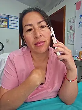 Chat XXX ao vivo de JustSamantha_