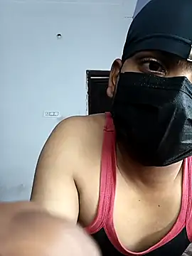 Curvy_Kavya webkamerás műsora