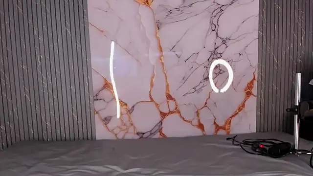 Chat XXX ao vivo de raven_noctis_