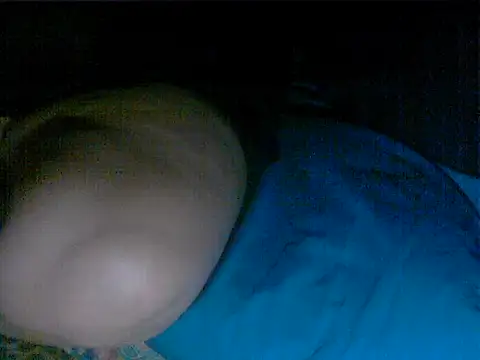 Show modela CharleyyCream na web-kameri