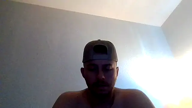 โชว์เว็บแคมของ TallHungandCloudy69