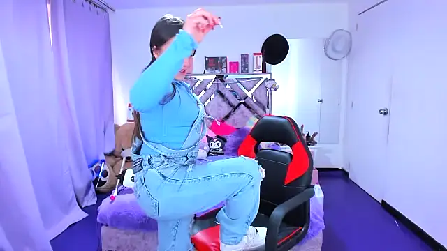 Luna_Analya 现场XXX聊天