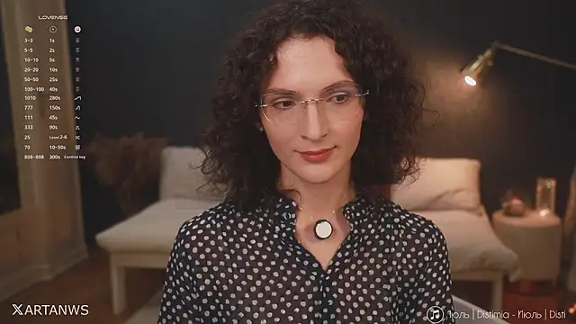 _arta_'s Live XXX Chat