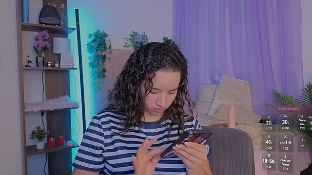 emilyrouxe – Live XXX-chat