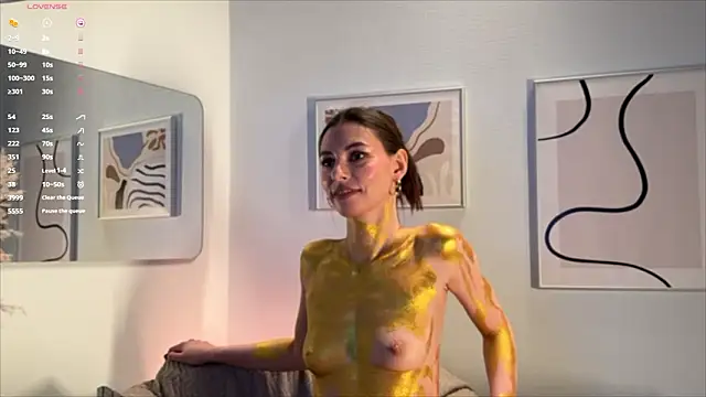 Amelie_CrosbyのライブXXXチャット