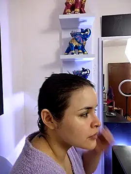 SeleneLuminari8のライブXXXチャット